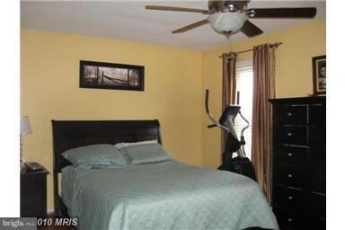 327 Meadow Way, Hyattsville, MD 20785 - photo 5