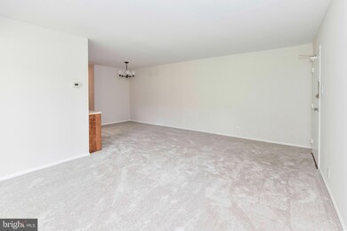 3712 N Rosser St unit 201, Alexandria, VA 22311 - photo 6