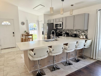 13272 Helm St, Largo, FL 33774 - photo 2