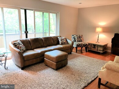 11042 Saffold Way, Reston, VA 20190 - photo 5