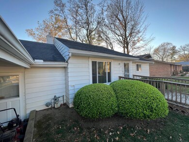 419 W Water St, Newburgh, IN 47630 - photo 2