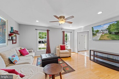 5630 Roundtree Ln, Columbia, MD 21045 - photo 4