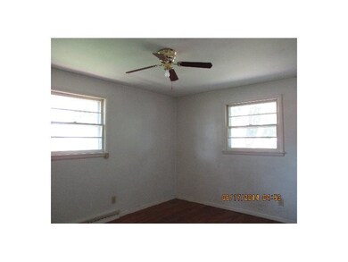 3031 17th St, Columbus, IN 47201 - photo 5