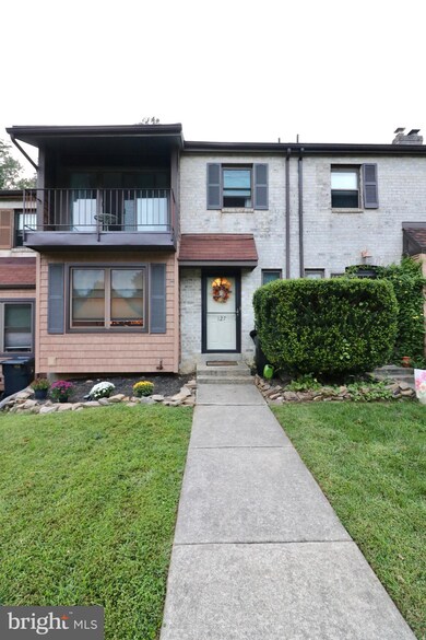 127 Bishop Dr, Aston, PA 19014 - photo 4