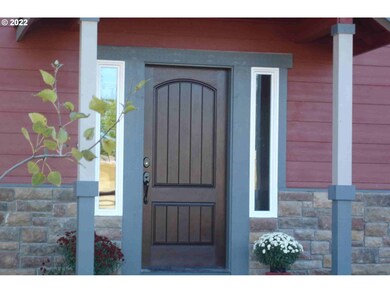 265 Holbrook Ln, Creswell, OR 97426 - photo 3