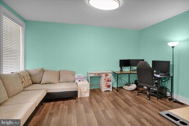 311 W High St, Womelsdorf, PA 19567 - photo 6