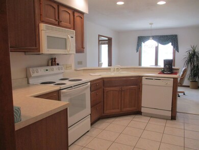 9515 Shadecreek Place, Fort Wayne, IN 46835 - photo 6