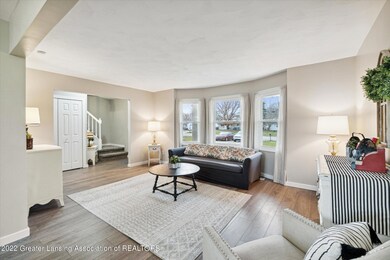 09-3610-W-Holmes-Rd-Lansing-MI-48911-Win