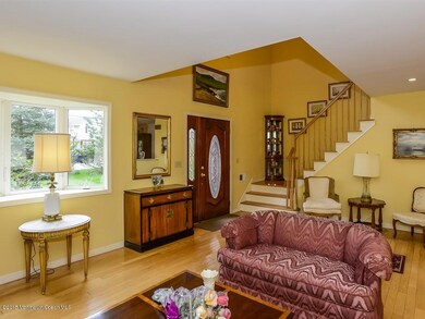 007_Living Room[1]