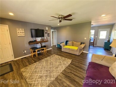 Spacious Family Room with ceiling fan!
