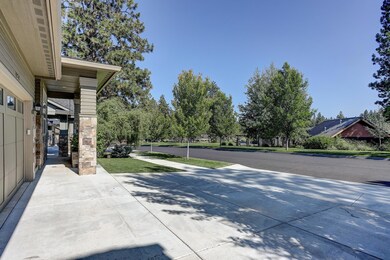 19674 Aspen Ridge Dr, Bend, OR 97702 - photo 3