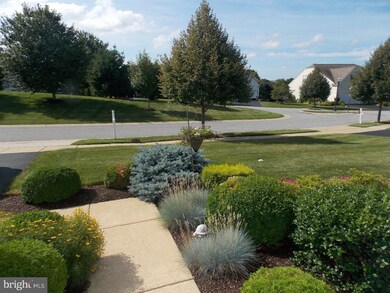 507 Wisteria Dr, Kennett Square, PA 19348 - photo 3