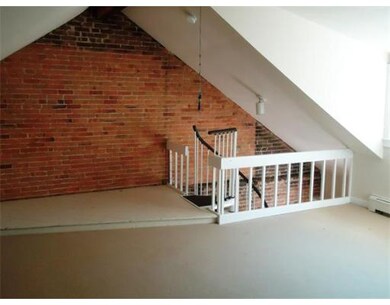 25 Munroe St unit 1, Newburyport, MA 01950 - photo 6