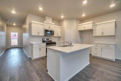 005_Kitchen