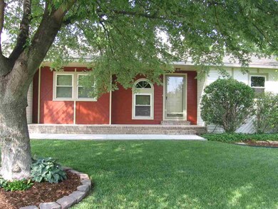 212 N Queen St, Maize, KS 67101 - photo 2