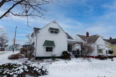 18421 Maple Heights Blvd, Maple Heights, OH 44137 - photo 2