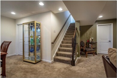 508 Sheffield Ct, Aurora, OH 44202 - photo 6