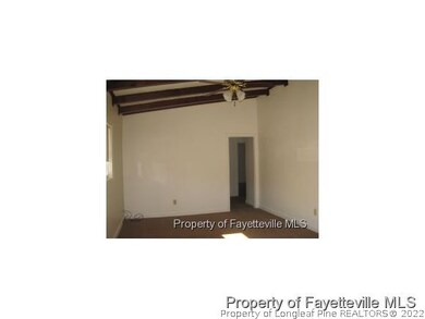 424 Durant Dr, Fayetteville, NC 28304 - photo 2