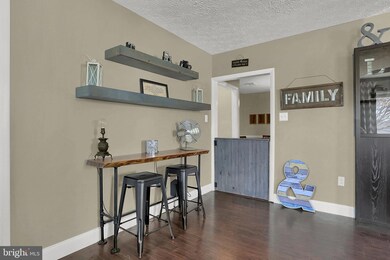 6402 Bedford St, Harrisburg, PA 17111 - photo 5