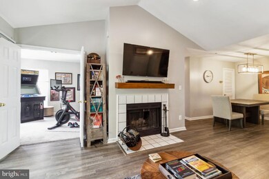 4401 Silverbrook Ln unit B303, Owings Mills, MD 21117 - photo 6