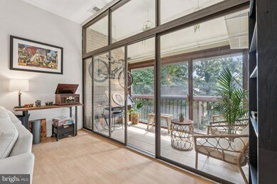 1639 Parkcrest Cir unit 7A/301, Reston, VA 20190 - photo 6