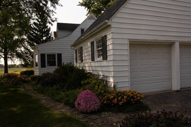 905 W Franklin St, Berne, IN 46711 - photo 3