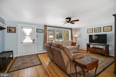 98 Macfarland Ave, Warminster, PA 18974 - photo 7