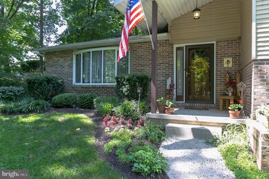 12 Cemetery Ln, Schwenksville, PA 19473 - photo 4