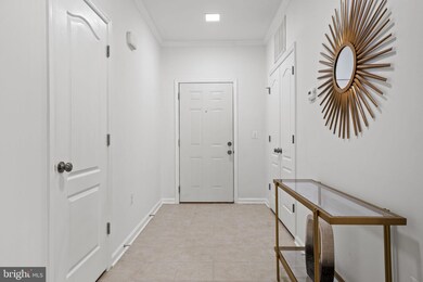 24660 Woolly Mammoth Terrace unit 400, Aldie, VA 20105 - photo 6