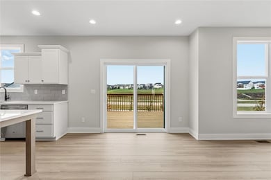 915 Hamilton Rd, Waukee, IA 50263 - photo 6