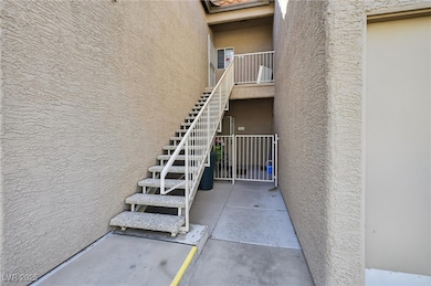 75 N Valle Verde Dr unit 223, Henderson, NV 89074 - photo 5