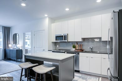 501 N Christopher Columbus Blvd unit 1418, Philadelphia, PA 19123 - photo 3