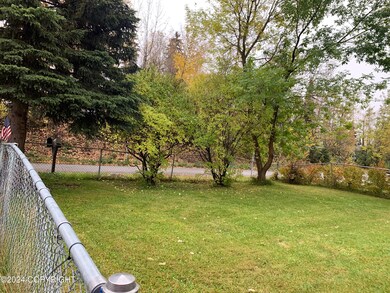 2422 Glacier St unit 1, Anchorage, AK 99508 - photo 7