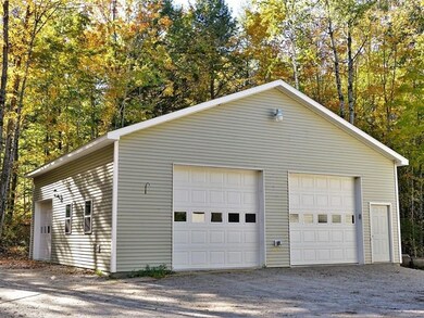 Check out this impressive 36'x36'...