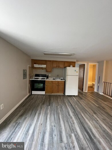 510 W Queen Ln unit 3, Philadelphia, PA 19144 - photo 6