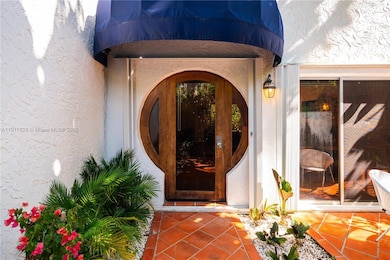 3765-1 Carmen Ct, Miami, FL 33133 - photo 7