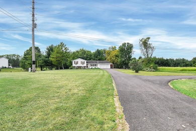 7007 Tarlton Rd, Circleville, OH 43113 - photo 3