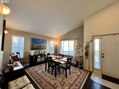 15099 SE Elm Park Dr, Clackamas, OR 97015 - photo 3