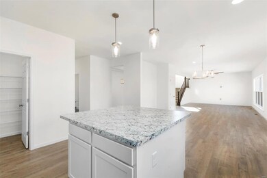 204 Liberty Valley Dr, Foristell, MO 63348 - photo 6