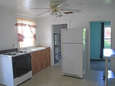 7 Laurel Ave, Bellows Falls, VT 05101 - photo 3