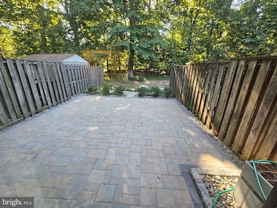 8903 Footed Ridge, Columbia, MD 21045 - photo 2