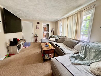 68 Oak St unit 68, Waltham, MA 02453 - photo 3