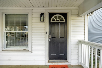 1367 N 6th Street 010
