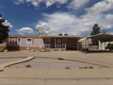 823 Constant Dr, Alamogordo, NM 88310 - photo 2