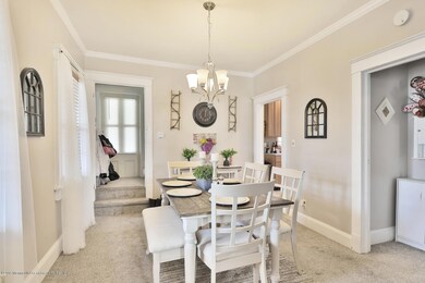 798 Clinton Pl Belford NJ-large-025-32-1