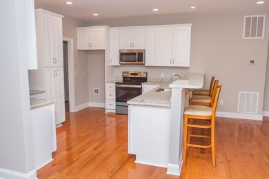 309 Windsor Dr, Fishersville, VA 22939 - photo 6