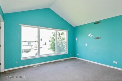 1863 Cambridge Dr, Carpentersville, IL 60110 - photo 5