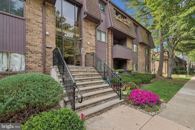 2434 Old Stone Mill Dr, East Windsor, NJ 08512 - photo 3