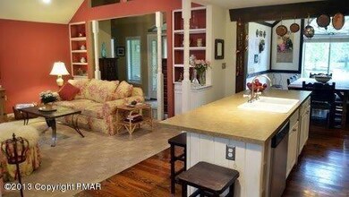 305 Meadowbrook Ct, Pocono Pines, PA 18350 - photo 6