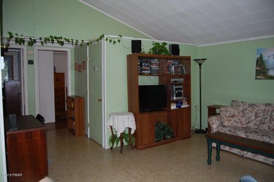 133 Lakeview Cir, Hawley, PA 18428 - photo 6